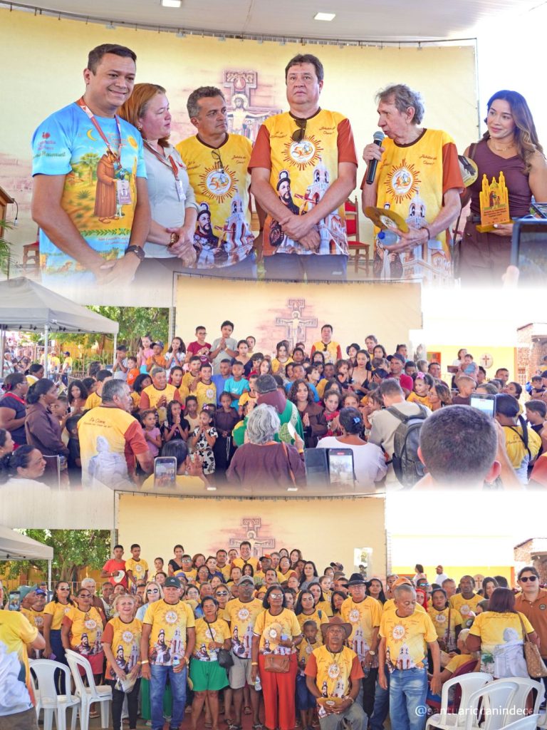 Romaria de Picos sendo acolhida na Quadra da Gruta